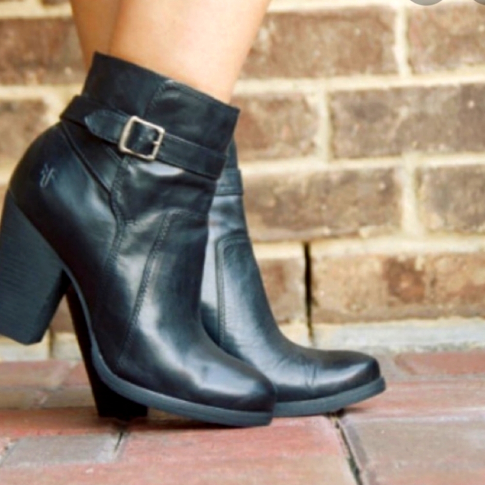 Frye ankle boots booties patty harness